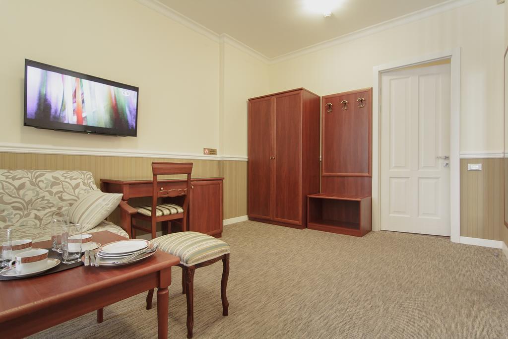 Consul Hotel Консул Οδησσός Εξωτερικό φωτογραφία